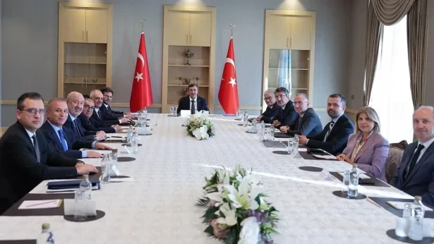 Cumhurbaşkanı ekonomi kurulu ile toplandı
