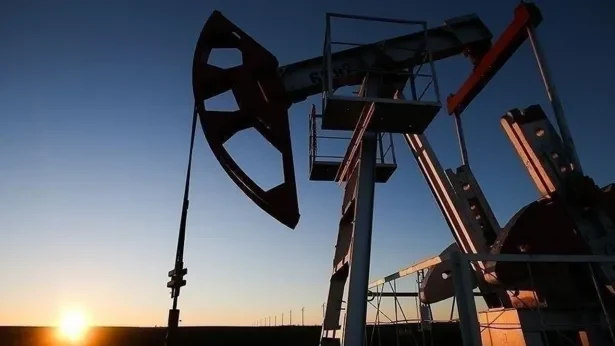 Jeopolitik riskler azalınca petrol fiyatı geriledi