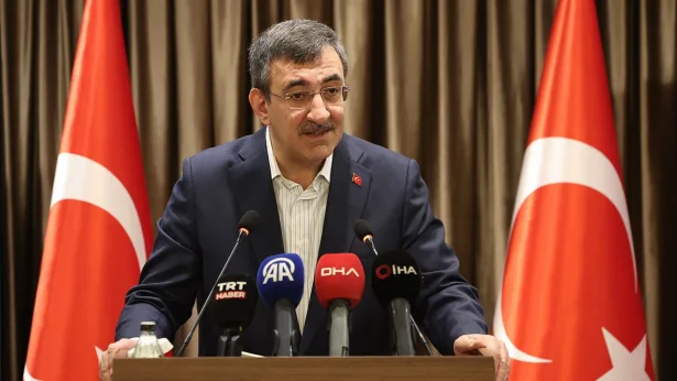 Türkiye ekonomisi küresel rekabette güçleniyor