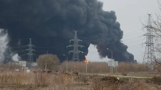 Ukrayna’dan Moskova’ya en büyük İHA saldırısı
